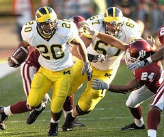 Michael Hart (20) and Matt Lentz (67)