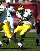 Michael Hart (20) and Jason Avant (8)