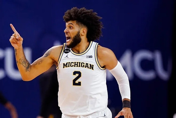 Isaiah Livers (2)