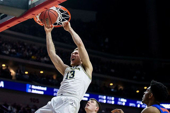 Ignas Brazdeikis (13) and Jon Teske (15)