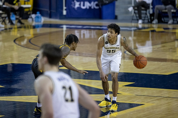 Franz Wagner (21) and Eli Brooks (55)