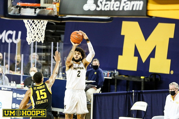 Isaiah Livers (2)