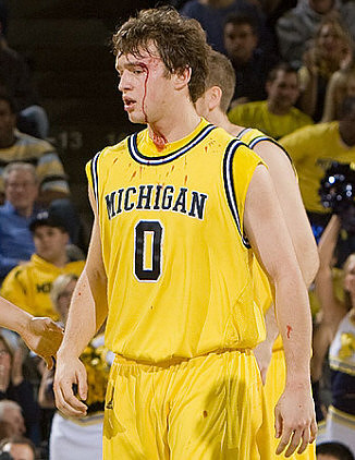 Zack Novak (0) and Zack Gibson (32)