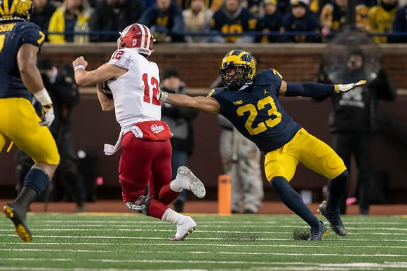 Khaleke Hudson (7) and Tyree Kinnel (23)