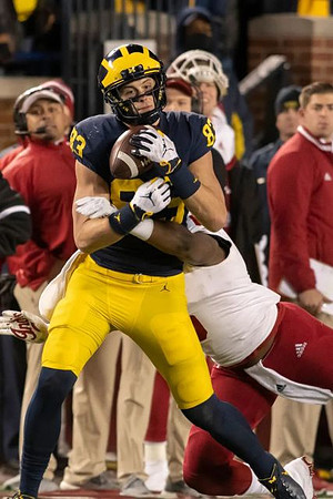 Zach Gentry (83)