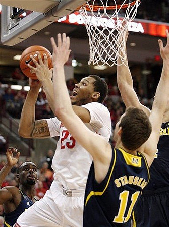 Nik Stauskas (11)