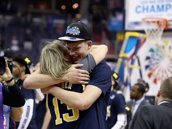 Moritz Wagner (13)