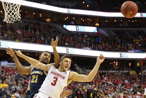 Zak Irvin (21)