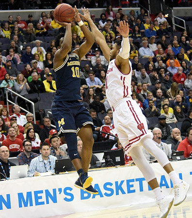 Derrick Walton Jr. (10)