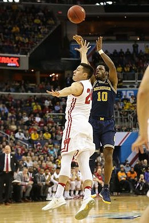 Derrick Walton Jr. (10)