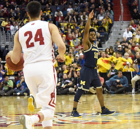 Derrick Walton Jr. (10)