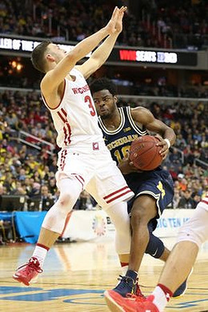 Derrick Walton Jr. (10)