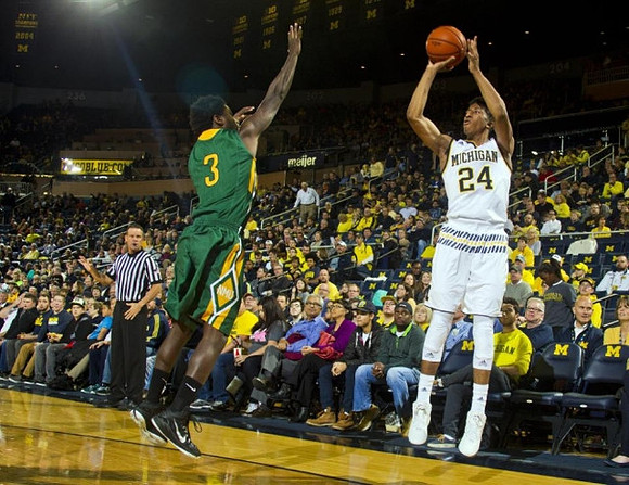 Aubrey Dawkins (24)