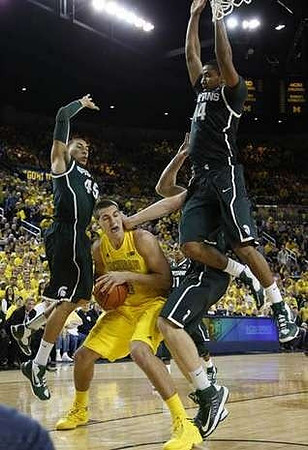 Mitch McGary (4)