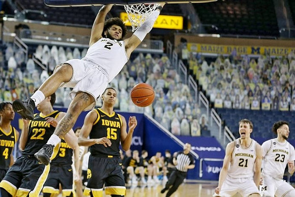 Isaiah Livers (2), Franz Wagner (21), and Brandon Johns Jr. (23)