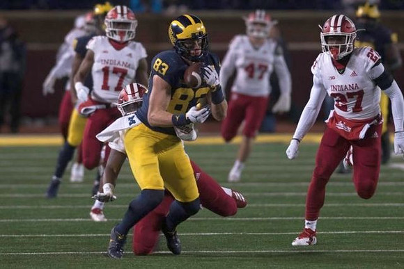 Zach Gentry (83)