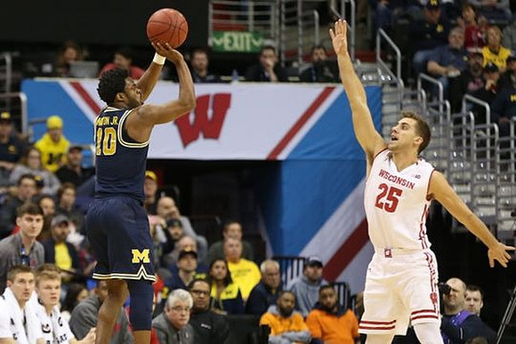 Derrick Walton Jr. (10)