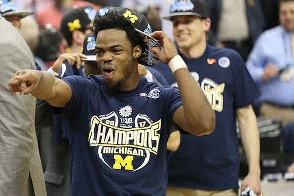 Derrick Walton Jr. (10)
