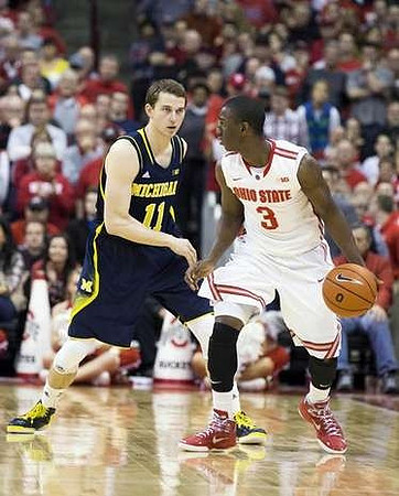 Nik Stauskas (11)