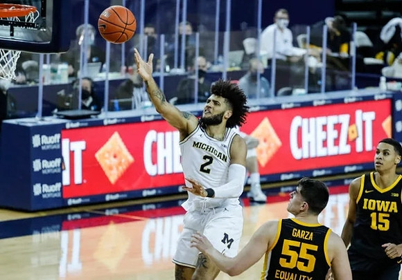 Isaiah Livers (2)