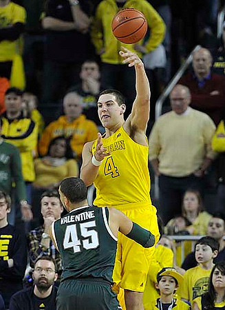 Mitch McGary (4)
