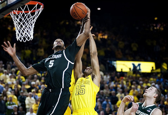 Jon Horford (15)