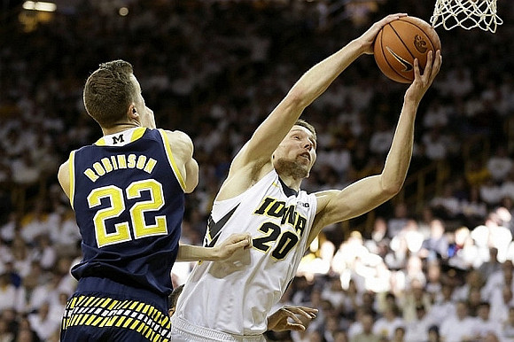 Duncan Robinson (22)