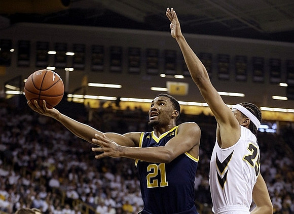 Zak Irvin (21)