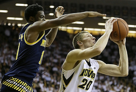 Derrick Walton Jr. (10)