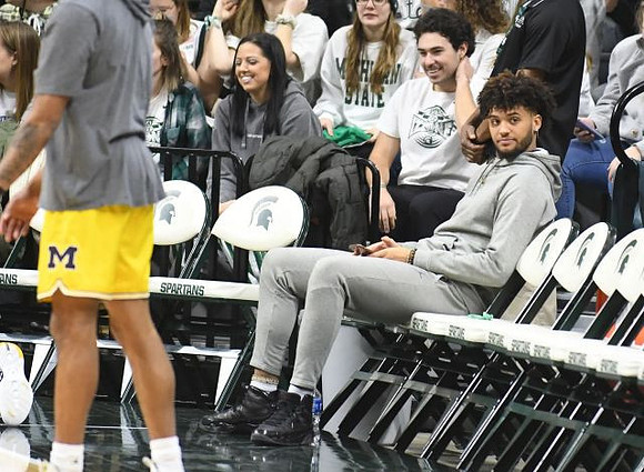 Isaiah Livers (2)