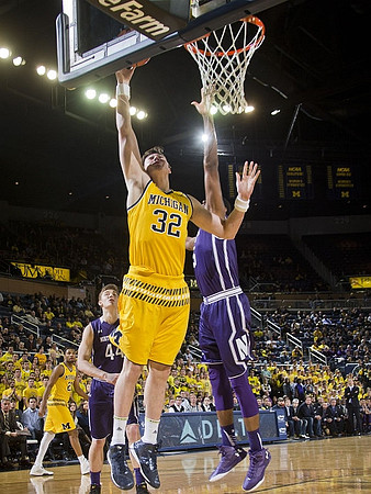 Zak Irvin (21) and Ricky Doyle (32)