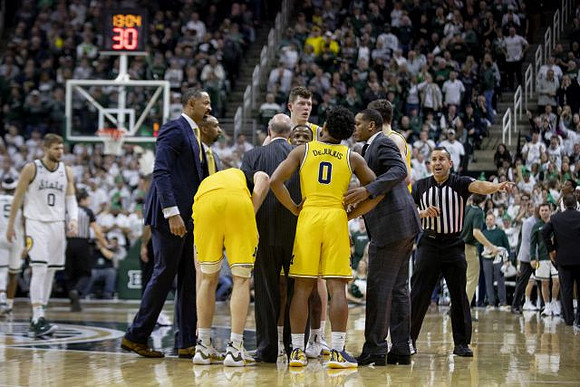 Juwan Howard and Michigan Team