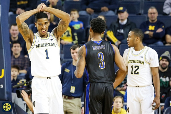 Charles Matthews (1) and Muhammad-Ali Abdur-Rahkman (12)