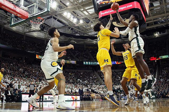 Zavier Simpson (3), Austin Davis (51), Brandon Johns Jr. (23), Eli Brooks (55), and David DeJulius (0)