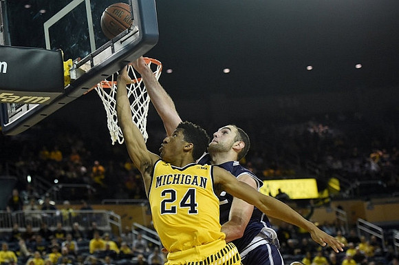 Aubrey Dawkins (24)