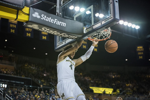 Isaiah Livers (4)