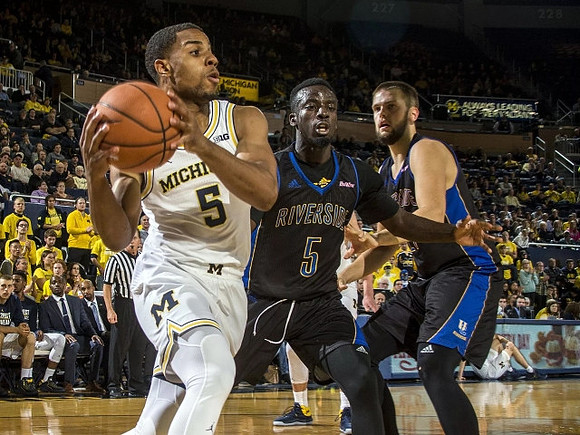 Jaaron Simmons (5)