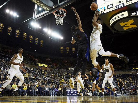 Charles Matthews (1), Muhammad-Ali Abdur-Rahkman (12), Moritz Wagner (13), and Eli Brooks (55)