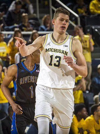 Moritz Wagner (13)