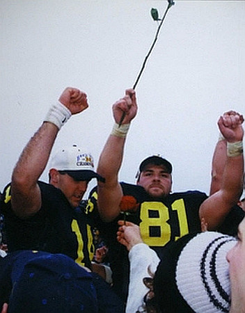 Brian Griese (14) and Glen Steele (81)