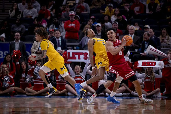 Tre Donaldson (3) and Nimari Burnett (4)