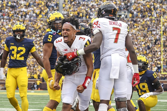Jaylen Harrell (32), DJ Turner (5), and Rod Moore (19)