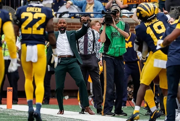 Charles Woodson, Gemon Green (22), and Rod Moore (19)