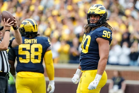 Mazi Smith (58) and Mike Morris (90)