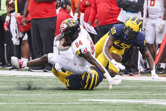 Junior Colson (25) and Rod Moore (19)