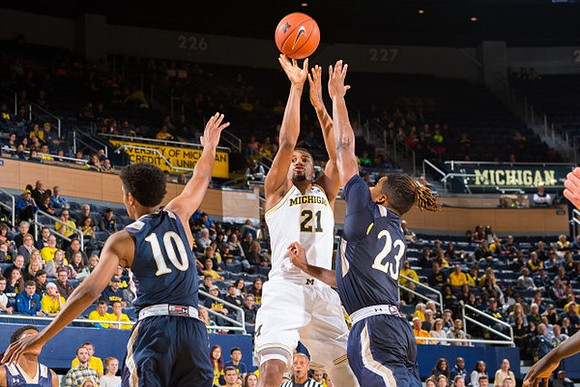 Zak Irvin (21)