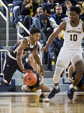 Derrick Walton Jr. (10)