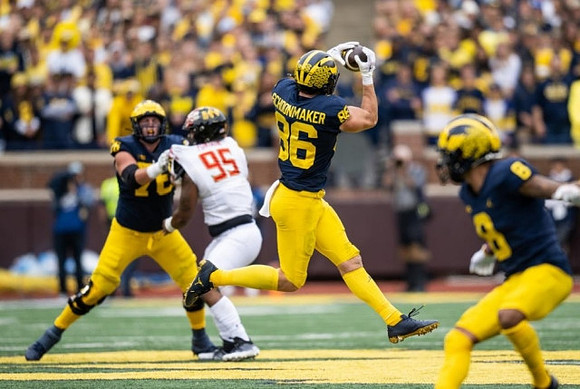 Ryan Hayes (76), Luke Schoonmaker (86), and Ronnie Bell (8)