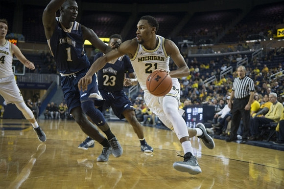 Zak Irvin (21)