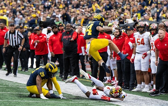 Quinten Johnson (28) and Roman Wilson (14)